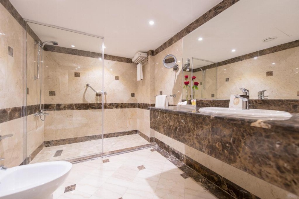Ramada Continental Jeddah Image 17