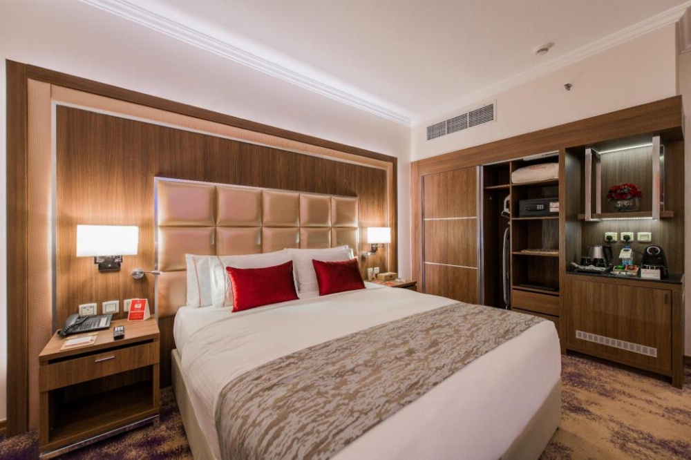 Ramada Continental Jeddah Image 21